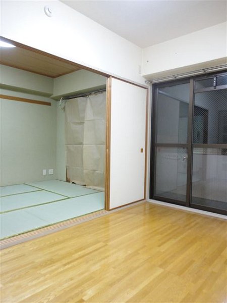 いづみマンション一ツ橋 リビング