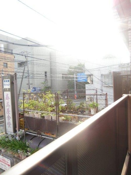 ヴィータ　コモダ ベランダ