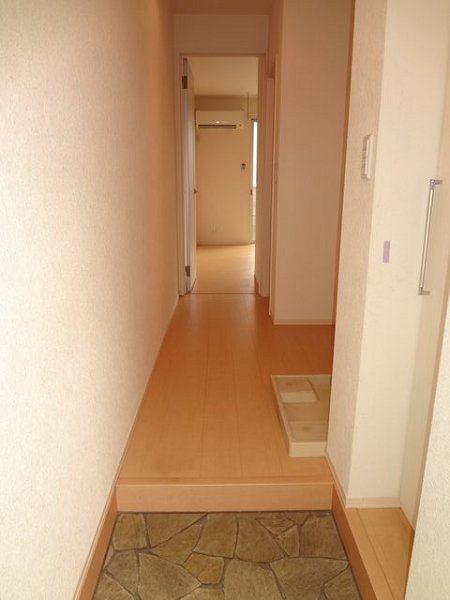 プランドール国立 玄関