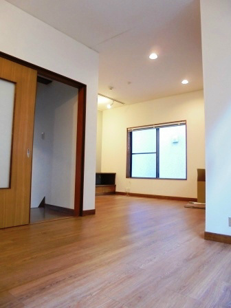 東中野二丁目貸家  リビング