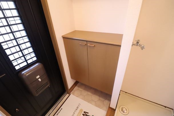 シティコーラル 玄関