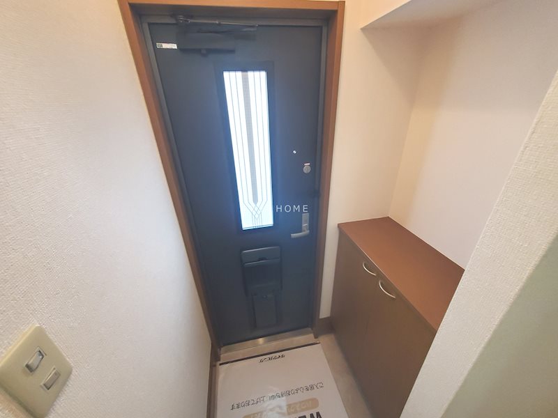 ベレンヘーナＳＩ 玄関