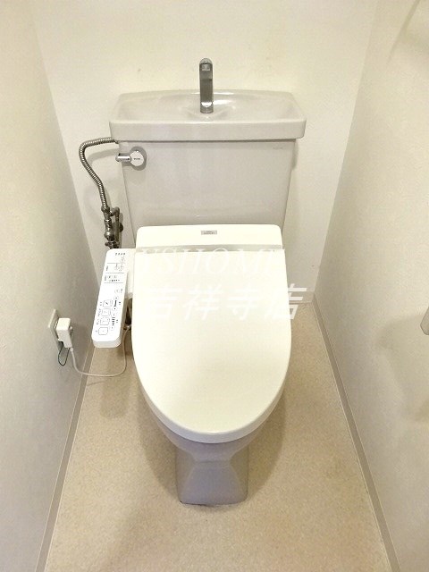 コート・イシハラ  その他1