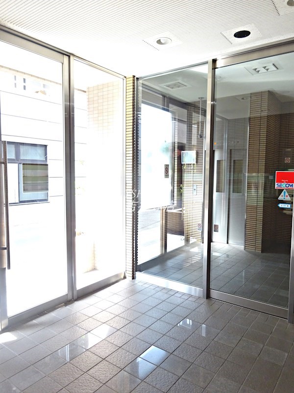 コート・イシハラ その他6