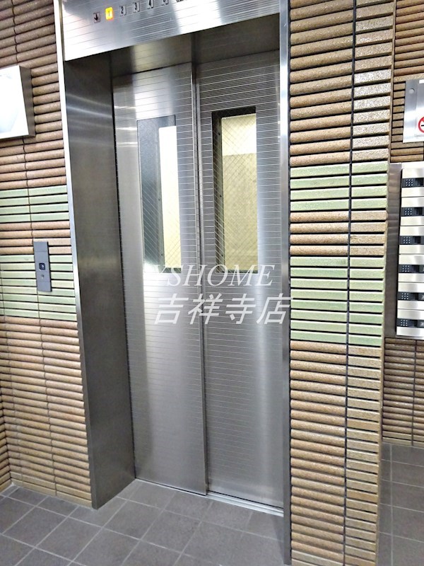 コート・イシハラ その他8