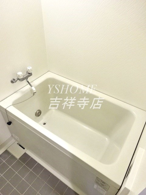 コート・イシハラ  その他9