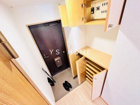 ガーデンパレス関町 玄関