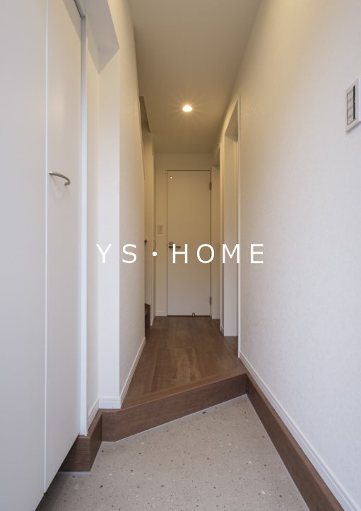 F&amp;amp;FⅡ 玄関