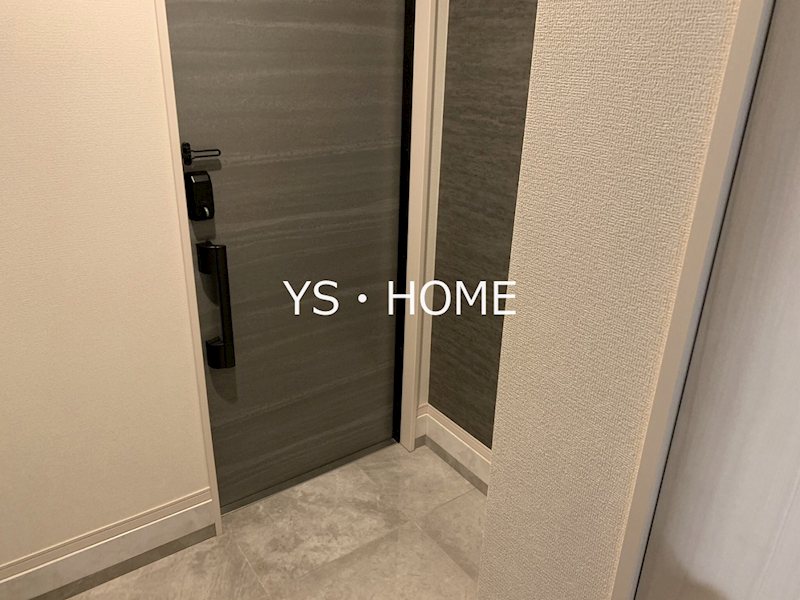 セレスティア中野上高田 玄関