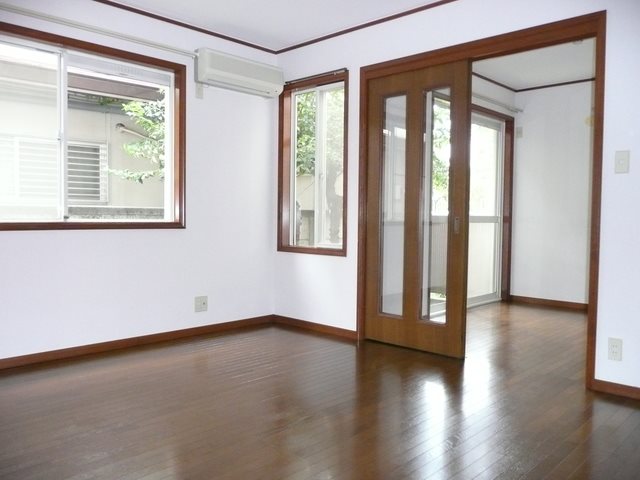 重原メゾネット リビング