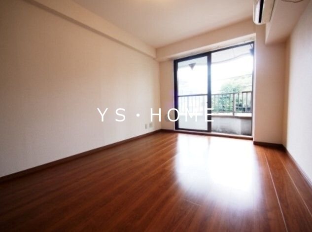 エメラルドハイツ リビング