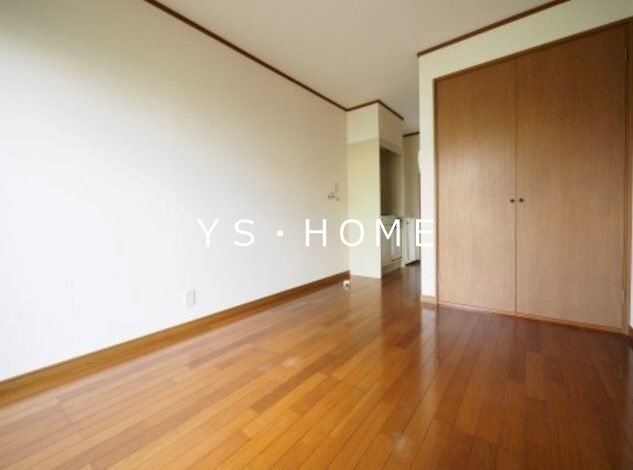 エメラルドハイツ ベッドルーム