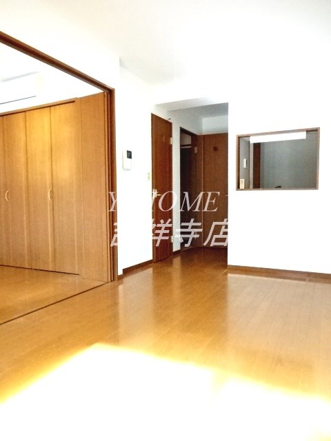 ブライト井の頭A棟 リビング