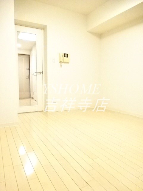 ビバリーホームズ吉祥寺 リビング