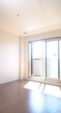 カーサ・ファミリオ リビング