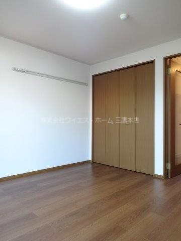 アヴェニュー リビング