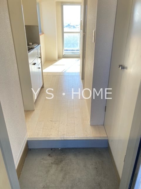 ウインベルソロ国分寺１  玄関