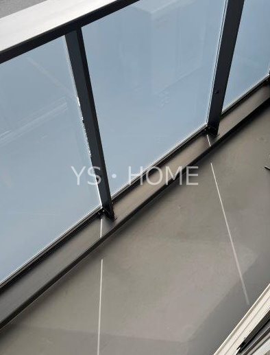 グラサ ベランダ