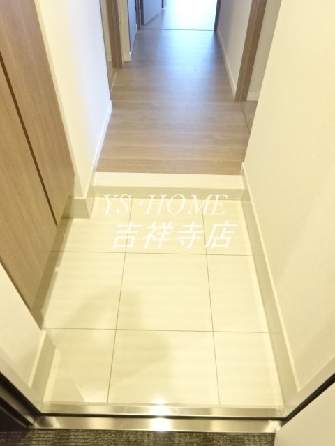 H-スクエア吉祥寺南町　 玄関