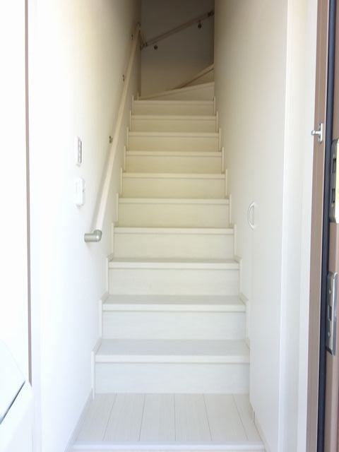 リブリ・武蔵小金井 玄関