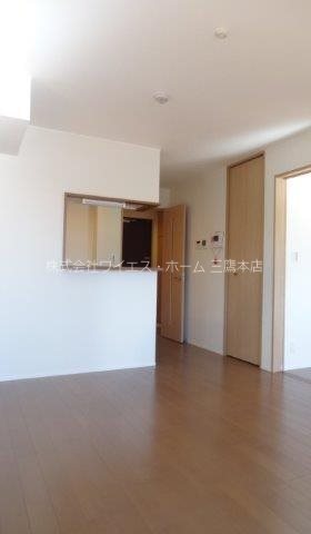 カーサ・ファミリオ リビング