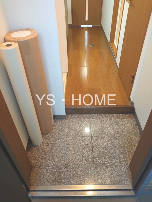 グレイスヴィラ 玄関