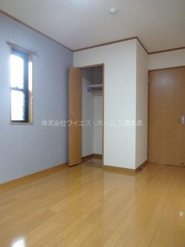 ヴィラ・ファミーユＡ ベッドルーム