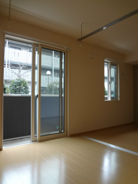 ラ・ルーチェ リビング