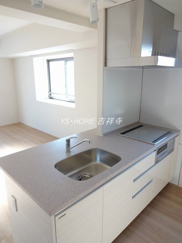 ラ・コルニーチェ キッチン