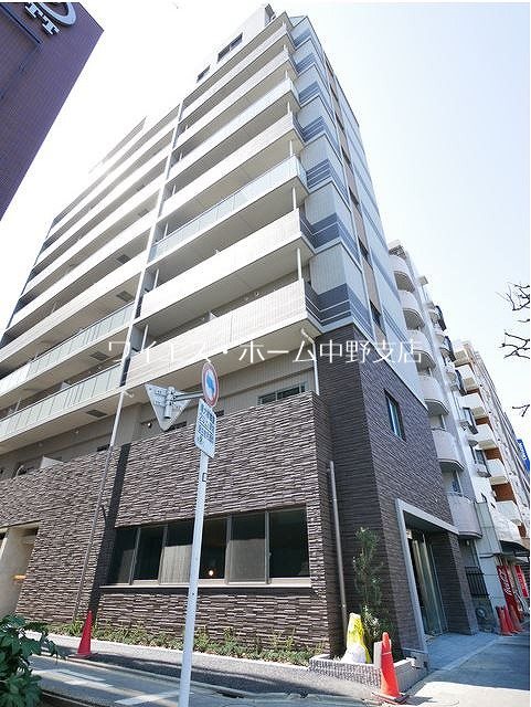 レガリア新中野 外観