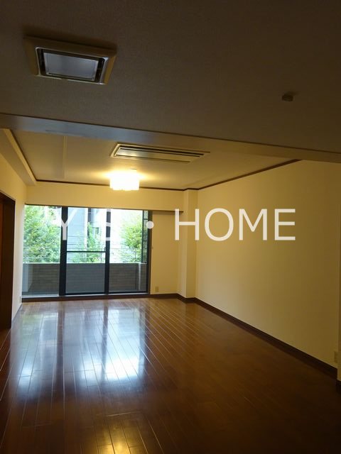 カーサヴェルデ３ リビング