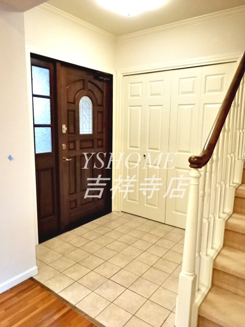 荻窪グリーンヴィレッジD棟 玄関