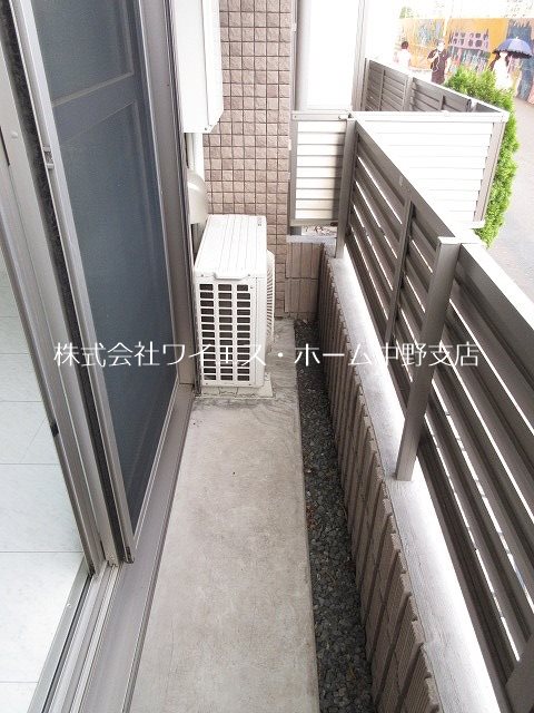 ドミール中野  ベランダ
