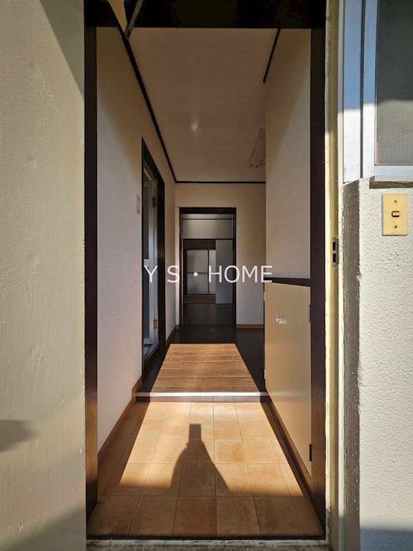 岡本ハイツ 玄関