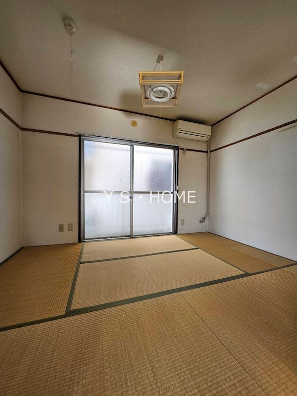 岡本ハイツ ベッドルーム