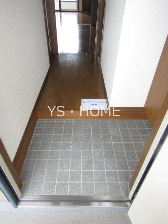 サンマリーナ 玄関