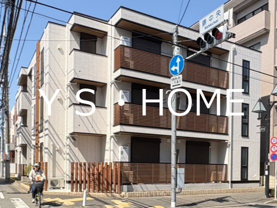 Auspicious House 外観