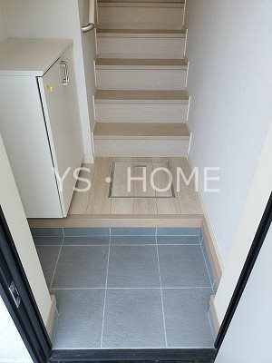 フルール吉祥寺 玄関