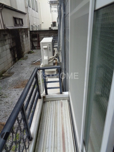 ウィステリア ベランダ