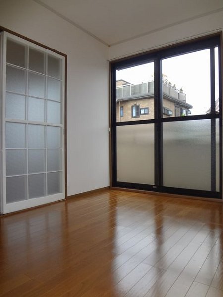 フレマリール国立 リビング