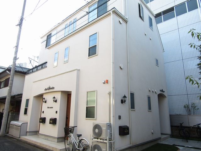 モンスリール 外観