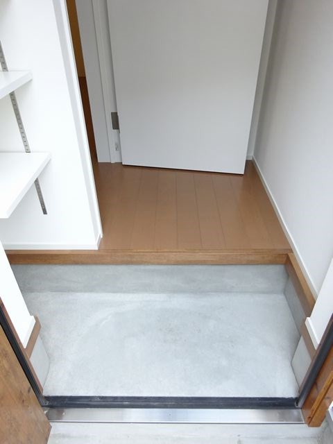 モンスリール 玄関