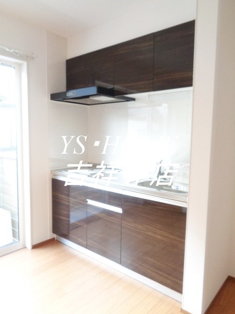 Azalea境南町 キッチン