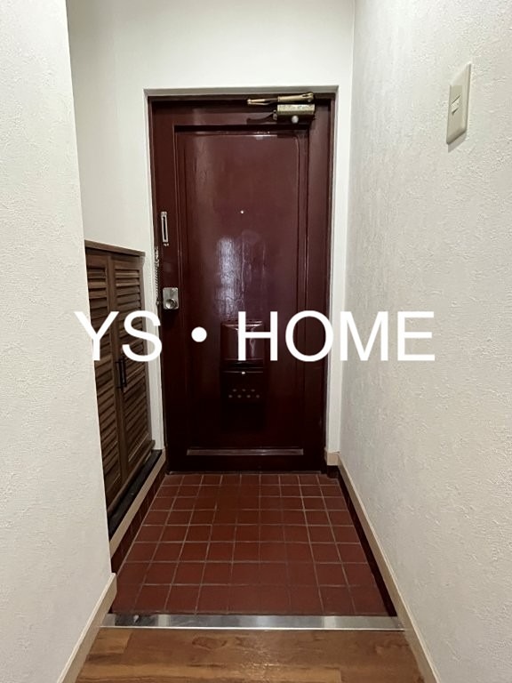 エクレール烏山 玄関