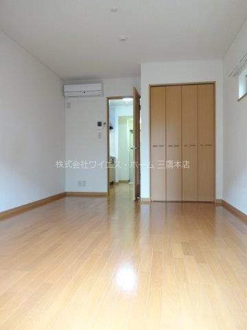 アイプラザ吉祥寺北町　 リビング