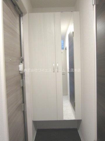 ソレール西久保 玄関