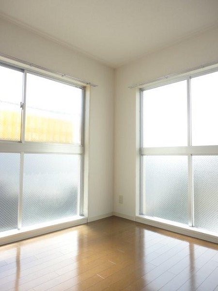 コア・イースト その他4