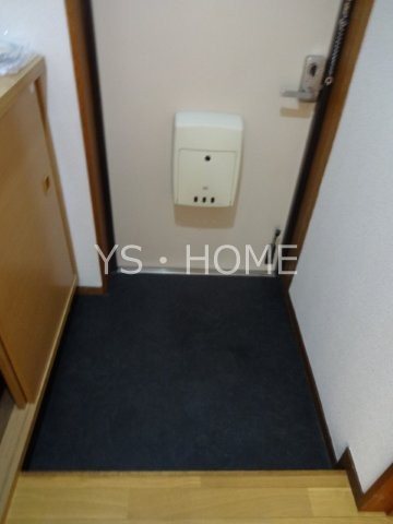 メゾンけやきⅤ 玄関