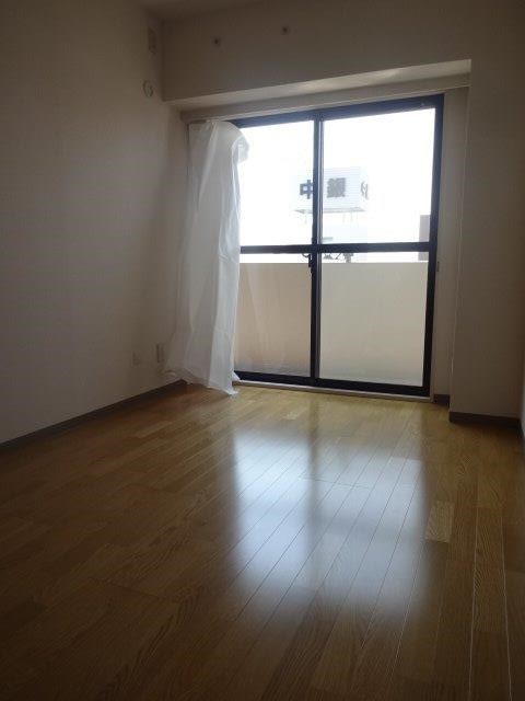 コーポレート連雀　1号棟  ベッドルーム