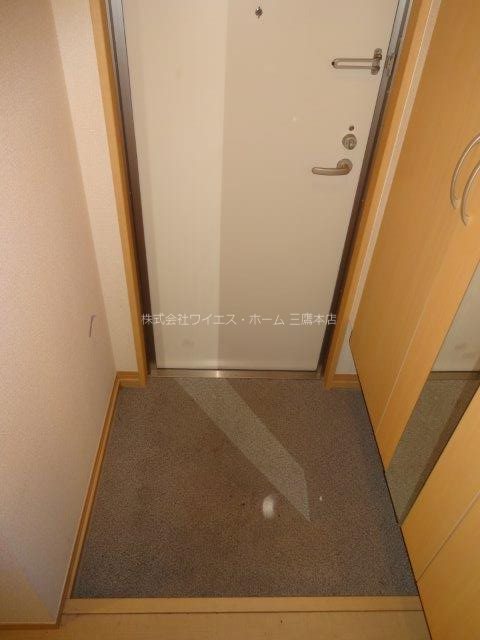 ＧＬＡＮＺＨＡＵＳ 玄関